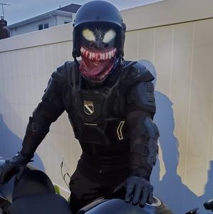 Meet your Posher, Glenn